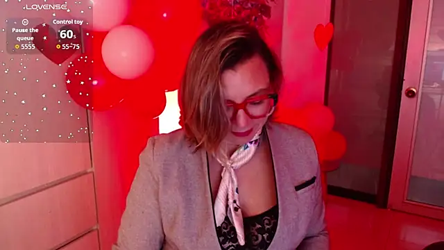 milfsecret69 online show from February 17, 11:50 am