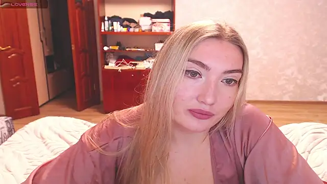 MiraRoy online show from February 1, 2:37 pm