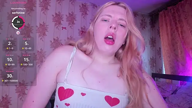 Snapshot of Cutie_Bambi chatting on July 26, 12:23 pm Cutie Bambi online show from July 26, 12:23 pm