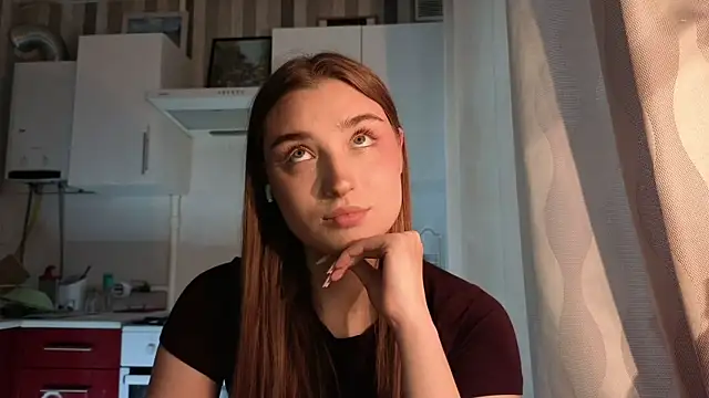 LissaBliss online show from May 7, 2:11 pm