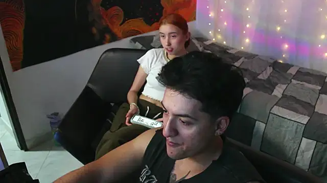 RoseSinsDonViktor online show from May 7, 1:33 am