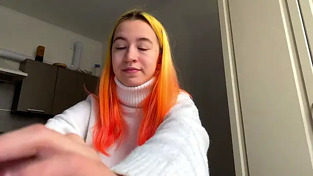 EmilyHein online show from March 2, 7:15 am