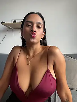 LunaHeat online show from July 28, 9:03 pm