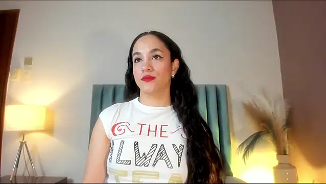 Snapshot of CelesteQueeen chatting on May 18, 12:22 pm CelesteQueeen online show from May 18, 12:22 pm