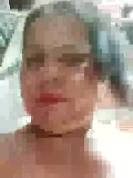 Snapshot of Diana_006 chatting on June 11, 2:22 am Diana 006 online show from June 11, 2:22 am