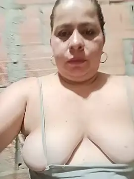 Snapshot of Diana_006 chatting on June 30, 8:37 am Diana 006 online show from June 30, 8:37 am