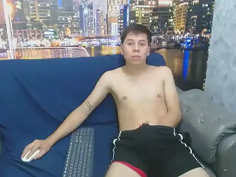 santiago xxxcol online show from February 2, 11:14 pm