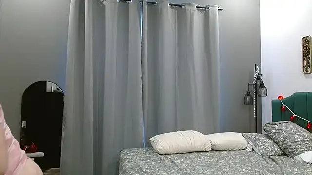 HazelSkyesChat online show from February 13, 8:27 pm