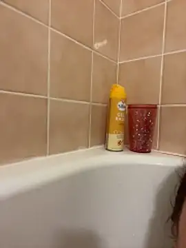 Snapshot of louveee6 chatting on February 6, 5:16 pm louveee6 online show from February 6, 5:16 pm