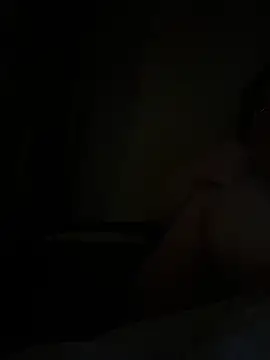 Snapshot of louveee6 chatting on February 20, 11:49 pm louveee6 online show from February 20, 11:49 pm