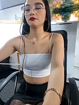 Jade connor online show from April 29, 8:15 pm