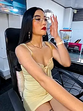 Jade connor online show from June 2, 8:00 pm