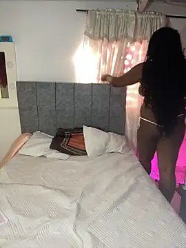 karlaebony online show from March 10, 11:59 am