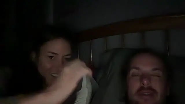 Snapshot of mr_mrs_glitter chatting on May 31, 6:31 am mr mrs glitter online show from May 31, 6:31 am