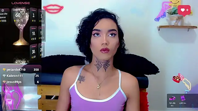 Darianna Atehortua online show from February 26, 2:49 pm