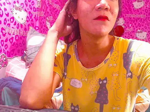 Snapshot of Angelofcumts chatting on April 16, 1:17 am Angelofcumts online show from April 16, 1:17 am