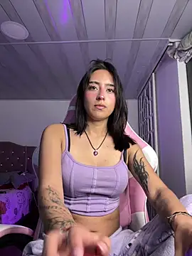 kuromi x online show from March 8, 8:18 am