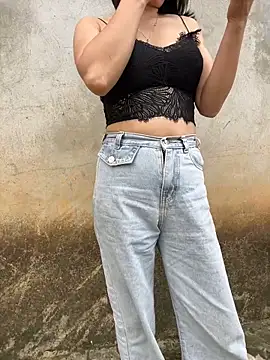 Snapshot of susin-beo chatting on March 20, 8:41 am susin-beo online show from March 20, 8:41 am