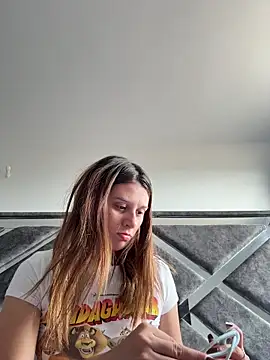 alison parkerr26 online show from March 18, 7:50 pm