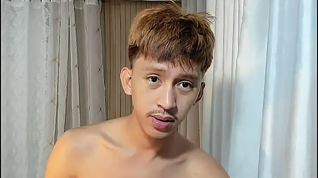 Snapshot of _andrie69_ chatting on May 15, 11:56 pm andrie69 online show from May 15, 11:56 pm