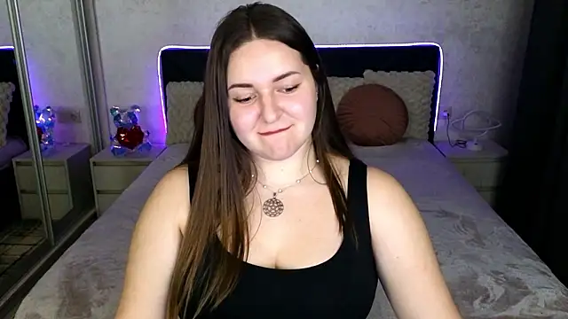 Eva Luxx online show from February 28, 10:55 pm