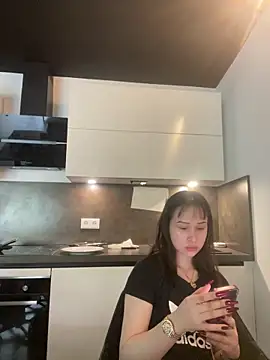Snapshot of Just-Lilly chatting on May 19, 5:52 pm Just-Lilly online show from May 19, 5:52 pm