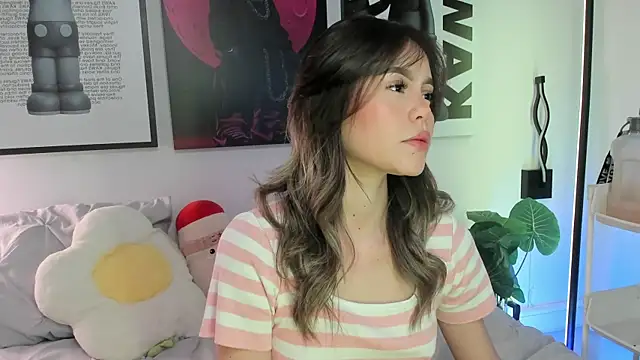 Hey lucy   online show from April 29, 11:25 am