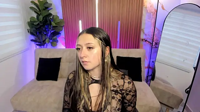 Giselle Laurens  online show from May 2, 6:57 pm