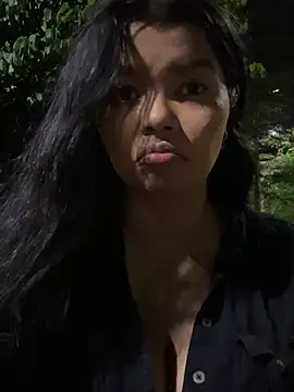 Snapshot of moonhelen chatting on March 2, 5:08 am moonhelen online show from March 2, 5:08 am