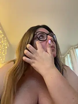 JasmineGlow7 online show from May 5, 1:08 pm
