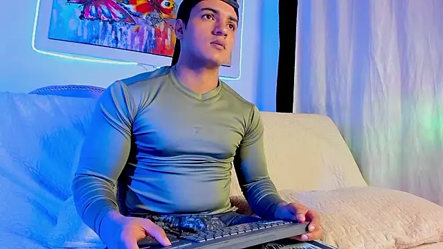 jhon nicolas online show from February 8, 11:08 pm