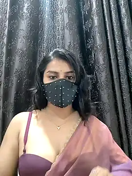Snapshot of Alix_cuti chatting on July 2, 4:35 pm Alix cuti online show from July 2, 4:35 pm