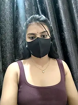 Snapshot of Alix_cuti chatting on July 28, 9:47 pm Alix cuti online show from July 28, 9:47 pm
