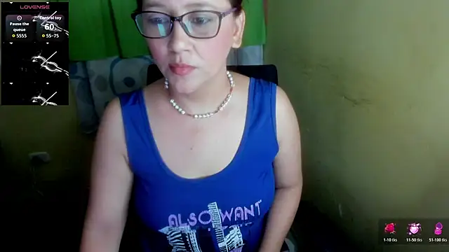 LuciaMiilf online show from June 22, 10:07 pm