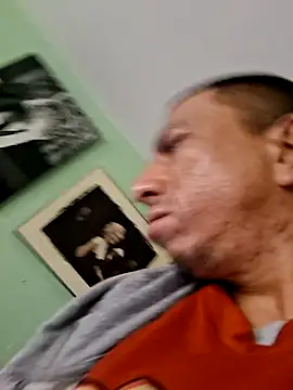 bigbooietx online show from February 15, 8:02 am