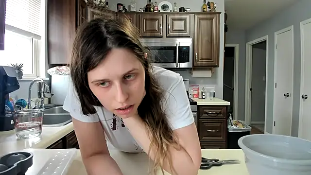 Madison-Swift online show from March 18, 8:23 pm