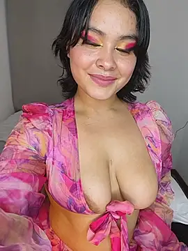 Snapshot of zoe_love18 chatting on July 30, 11:15 pm zoe love18 online show from July 30, 11:15 pm