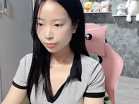 Linne6789 online show from April 20, 6:16 am