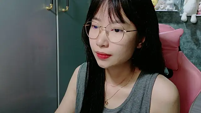 Linne6789 online show from June 28, 4:18 am