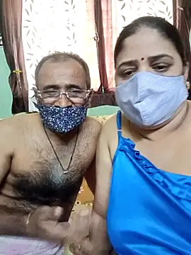 HoneyHush online show from February 9, 10:52 am