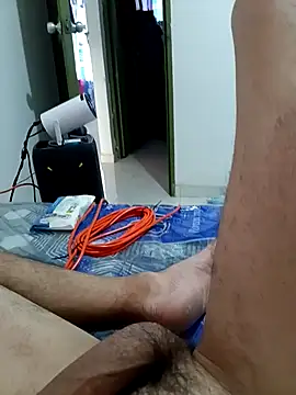 Snapshot of elvergon8721 chatting on March 13, 5:30 pm elvergon8721 online show from March 13, 5:30 pm