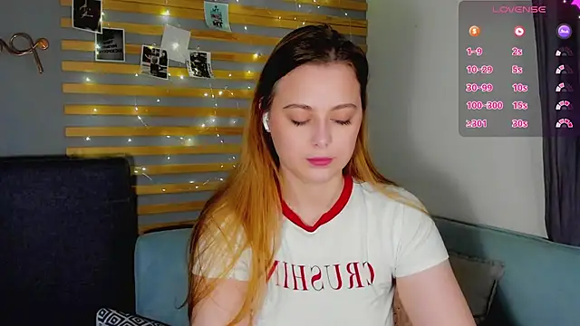 Alice Wanderr online show from February 25, 12:53 am