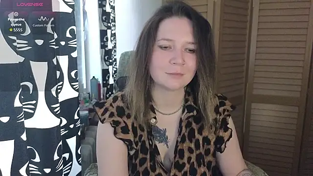 Ozalin  online show from June 19, 1:26 pm