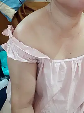 Snapshot of Yummyamasha chatting on May 19, 3:29 pm Yummyamasha online show from May 19, 3:29 pm