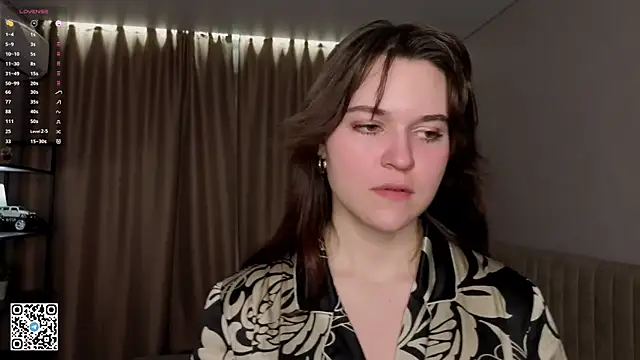 DelindaToste online show from March 17, 7:17 pm