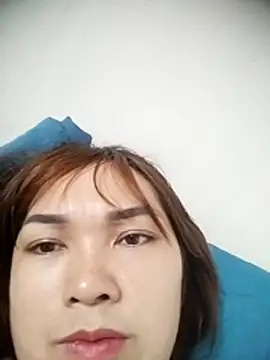 cute-hiphop online show from June 18, 5:08 am