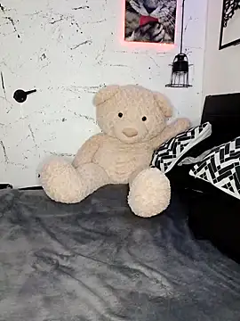 ian smith  online show from March 4, 12:27 am