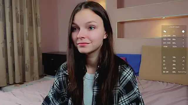 ElizaPizza online show from April 23, 5:15 pm