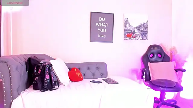 Snapshot of victoriazans chatting on May 6, 11:04 am victoriazans online show from May 6, 11:04 am
