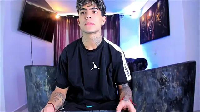 miguel aguirre  online show from February 24, 12:58 pm